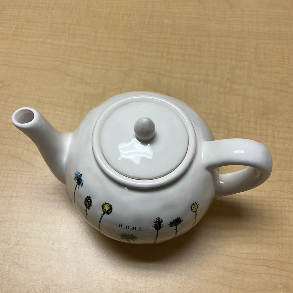 Rae Dunn HOME‎ dimpled teapot